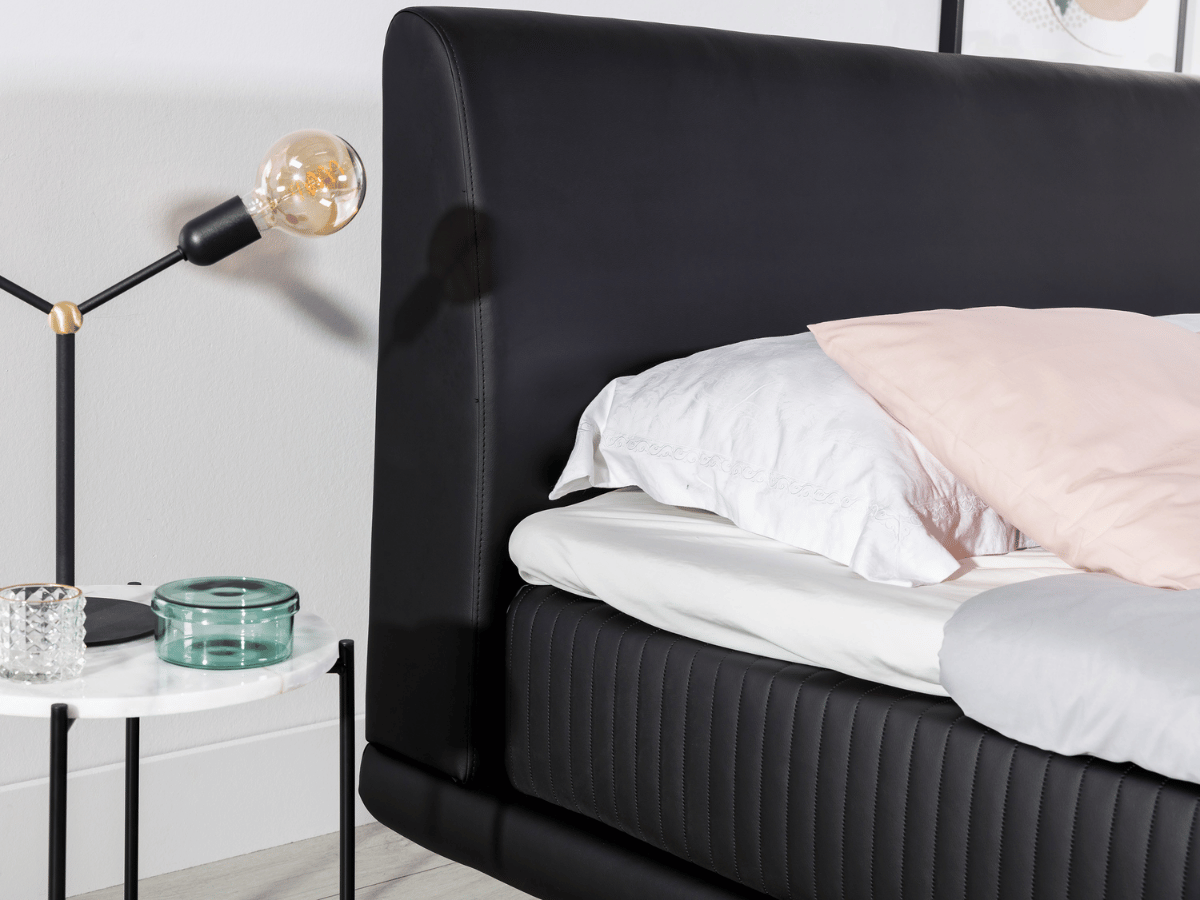 Lit design sommier + matelas boxspring ASTERIA - 160x200 Simili cuir Noir