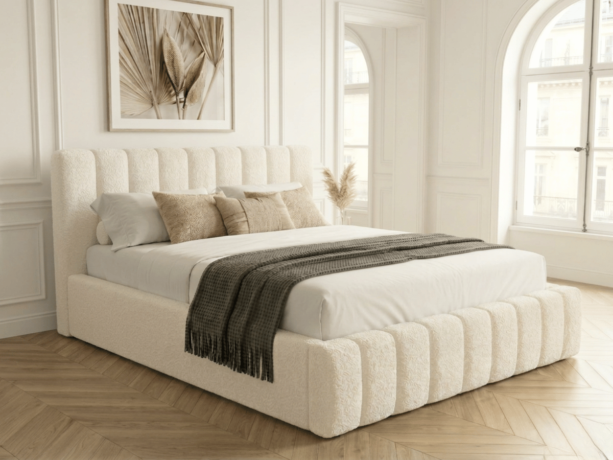 Lit coffre CAROLINE – Lit design rembourré avec rangement intégré, disponible en bouclé blanc, velours côtelé ou velours lisse